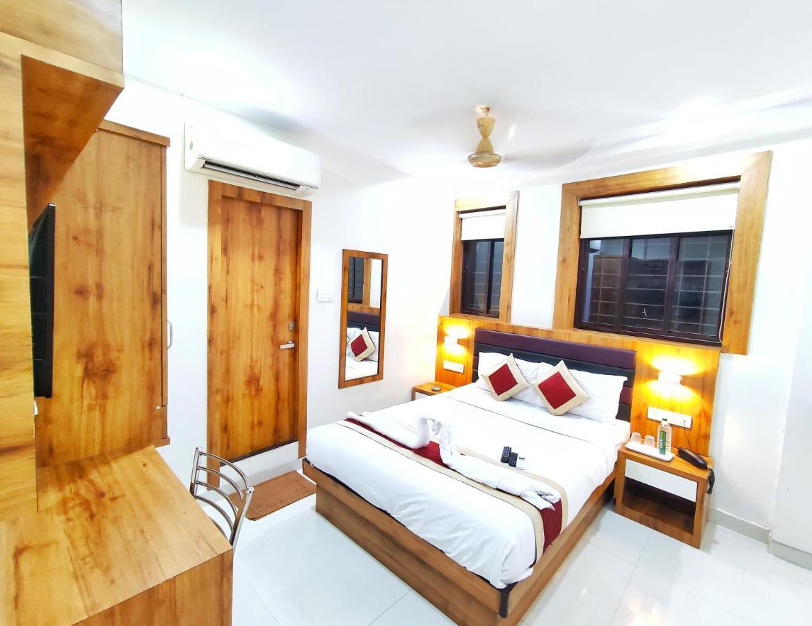 Gateway Suites Bombay Exterior foto